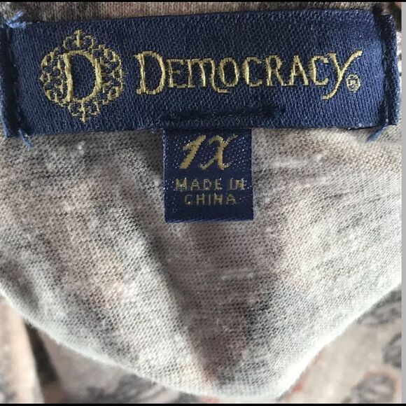 Democracy Top Sz1X Cotton Animal Print Leopard Cold Shoulder 1X / XL - Picture 4 of 5